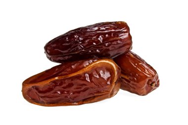 Kurumuş meyveler beyaz arkaplanda izole edilmiş