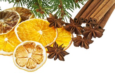 Beyaz arka planda izole edilmiş Noel dekorasyonu