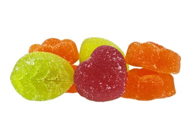 Beyaz bir arka plan üzerinde renkli marmelat