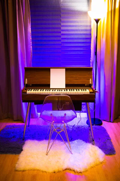 Rare Vintage Reed Organ Modern Living Room Colorful Ambient Light — Stock Photo, Image