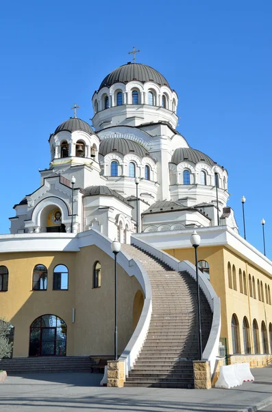 Tapınağın tarafından yapılan değil tapınağın Kurtarıcımız Mesih'in görüntü eller karmaşık "barınak, St John Baptist", Sochi, Rusya Federasyonu — Stok fotoğraf