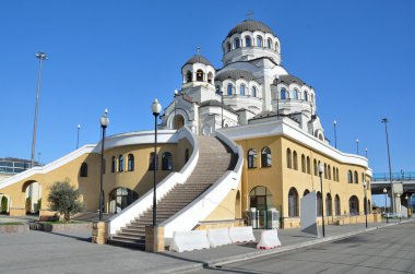 Tapınağın tarafından yapılan değil tapınağın Kurtarıcımız Mesih'in görüntü eller karmaşık 