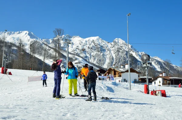 Sochi, Russia, February, 27, 2016,  People skiing and snowboarding on ski resort Rosa Khutor — Stock Photo, Image