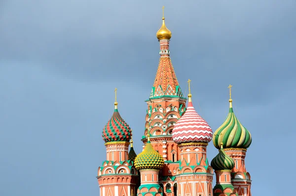 Moscow, Basil's cathedral on Red square, Russia — Stock Photo, Image