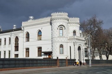 Moskova, Rusya, 20 Mart 2016, Rus sahne: Arseniy Morozov (Şimdi ev resepsiyonlar Rusya Federasyonu hükümeti mansion insanlar)