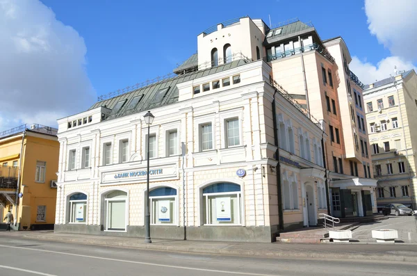 Moskva, Rusko, březen, 20, 2016, Ruská scéna: dům obchodníka M. V. Shilov na ulici Pokrovka. Byl postaven v 19. století — Stock fotografie