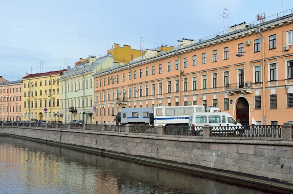 St.Retersburg, Rusya, 25 Ekim 2014. Griboedov kanal, özel polis İçişleri Bakanlığı Ana Yönetim için bina ve dekolmanı