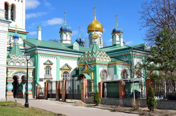 Rogozhskoe mezarlığı ndaki Aziz Nikolaos Kilisesi (Rogozhskaya eski inanan topluluk) — Stok fotoğraf