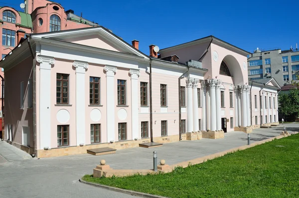 Moscú, Rusia, 21,2016. la finca de A. I. Lobanov-Rostovsky en la calle Myasnitskaya en Moscú — Foto de Stock