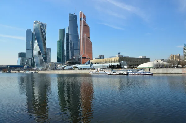 Moskau, russland, märz, 28, 2016. russische szene: internationales geschäftszentrum "moskau-stadt" — Stockfoto