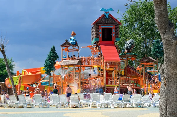 Yevpatoriya, Kırım'da, Temmuz, 04, 2016. Aquapark Yevpatoriya "Lukomorye" — Stok fotoğraf