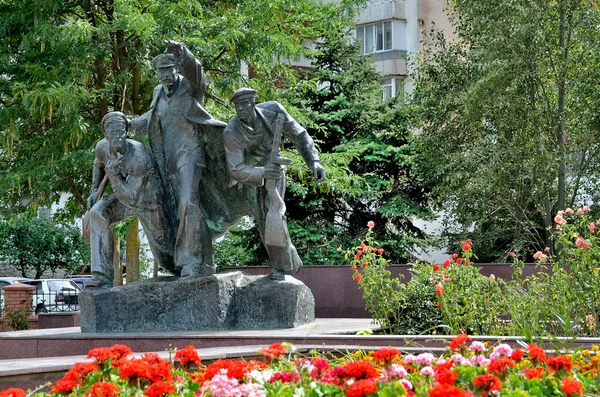 Crimea, Yevpatoria, el monumento a los soldados del monumento es la "colina roja " — Foto de Stock