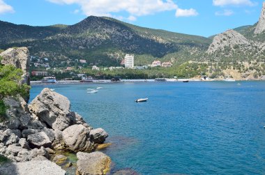 Kırım'da, güneşli havalarda Novy Svet