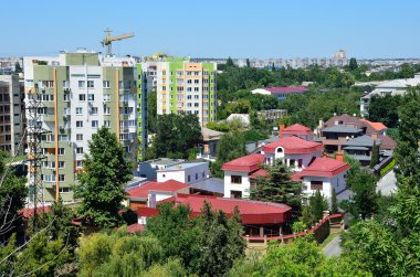 Simferopol, Kırım'da, Temmuz, 14, 2016. Peter'dan Simferopol şehir görünümünü kayalar