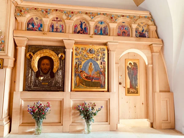 Moscú Rusia Diciembre 2020 Iconostasis Iglesia Resurrección Cristo Kadashy Moscú — Foto de Stock