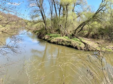 Rusya ve Moskova Bölgesi Mayıs 'ta Protva Nehri