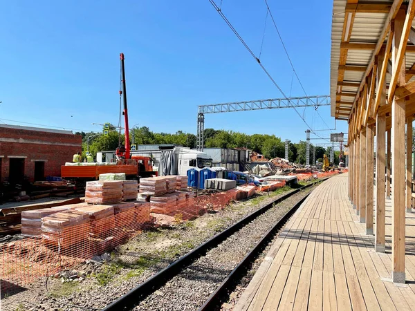 2021年6月19日 俄罗斯莫斯科州巴拉什哈市 重建Balashikha火车站的月台 俄罗斯 莫斯科 — 图库照片