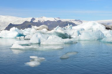 Buzul göl Jokulsaurloun, İzlanda