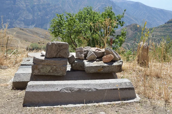 亚美尼亚，古代石??Tsahats kar 修道院 — 图库照片