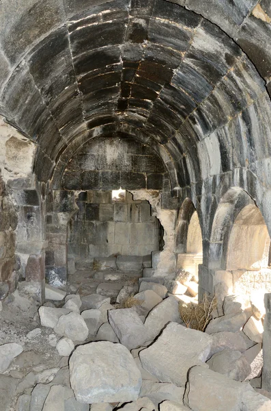 Armenia, monasterio de Tsahats-kar, ruinas del siglo 5-7 —  Fotos de Stock