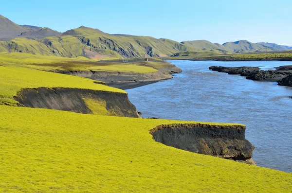 Islândia, montanhas e rivwes — Fotografia de Stock