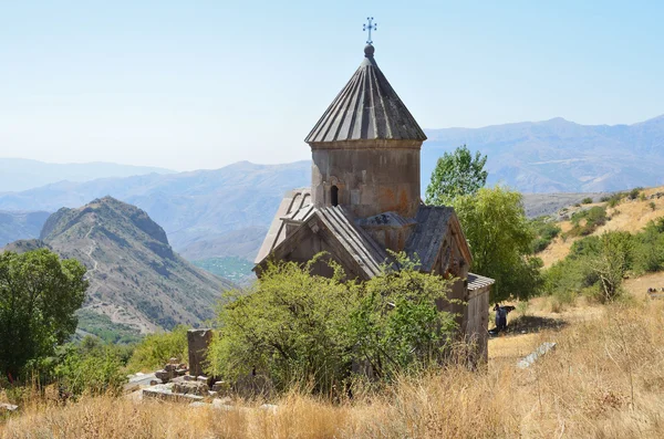 Ermenistan, tsahats-kar manastır, kilise 10 yüzyıl — Stok fotoğraf