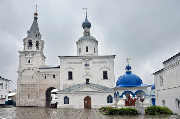 Gamla kloster i Bogolyubovo, Golden ring av Ryssland — Stockfoto