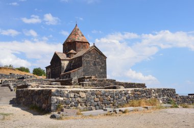 Sevanavank Gölü 'ndeki 9. yüzyıl Ermeni Manastırı.