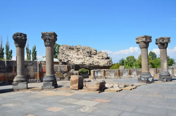 Las ruinas del antiguo templo de Zvartnots, Armenia — Foto de Stock