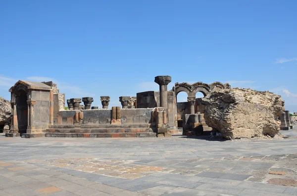Las ruinas del antiguo templo de Zvartnots, Armenia — Foto de Stock