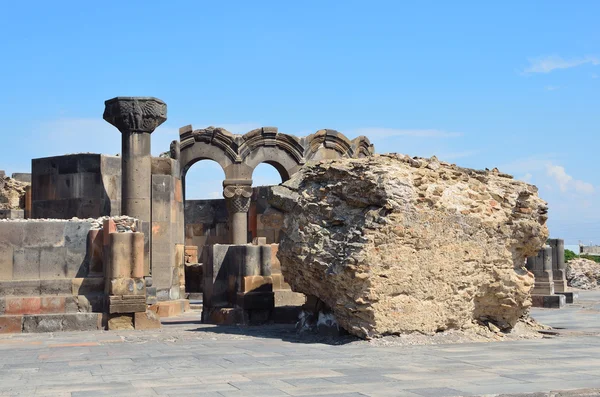 The ruins of the ancient temple of Zvartnots, Armenia — Stock Photo, Image