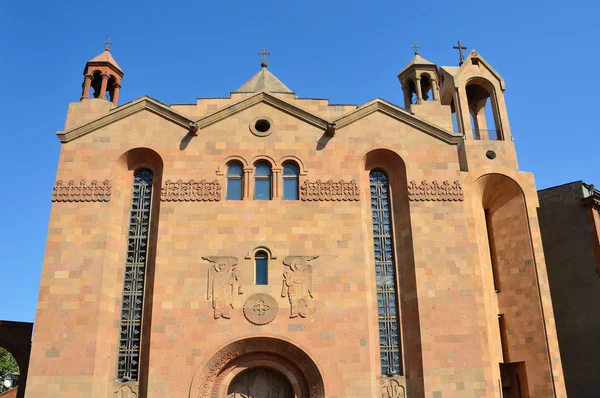 Ermenistan, Erivan'daki St. Sargis Kilisesi'nin diocesan karargahı — Stok fotoğraf