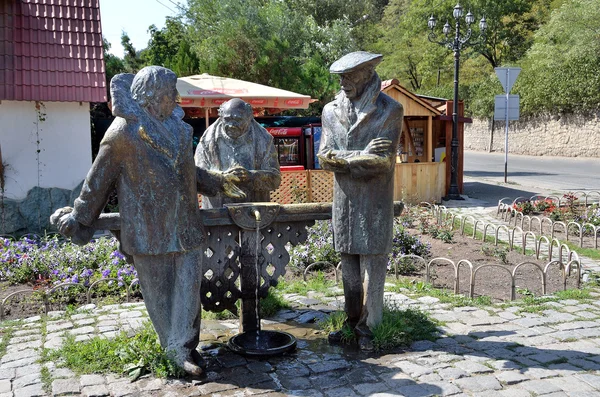 Dilijan, Armênia, 11 de setembro de 2014. Monumento aos heróis do filme "Mimino" Dilijan — Fotografia de Stock