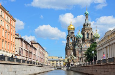 Kan, St. Petersburg üzerinde İsa Katedrali