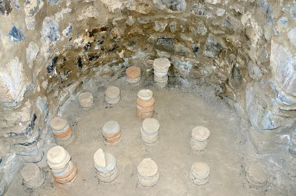 The surviving fragment of ancient baths 1-3 centuries in Garni, Armenia — Stock fotografie