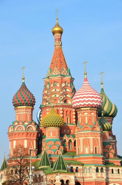 Moskwa, Basil's cathedral na placu czerwonym — Zdjęcie stockowe