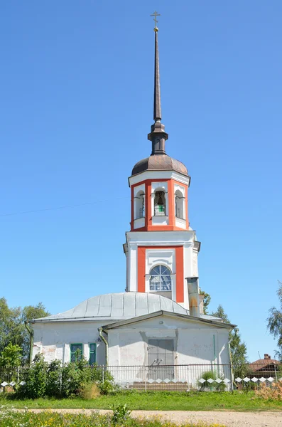 Kashin, región de Tver, Rusia, la Iglesia de Pedro y Pablo en la ciudad de Kashin — Foto de Stock