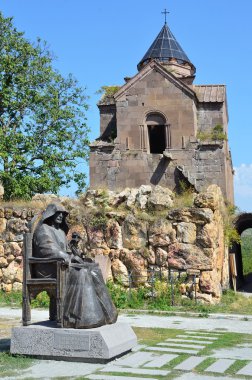 Ermenistan, dağlardaki goshavank antik manastırı