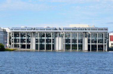 Reykjavik, İzlanda, 12 Ağustos 2014. Reykjavik şehir salonunda bina