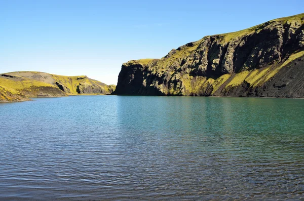 Horské jezero na Islandu — Stock fotografie