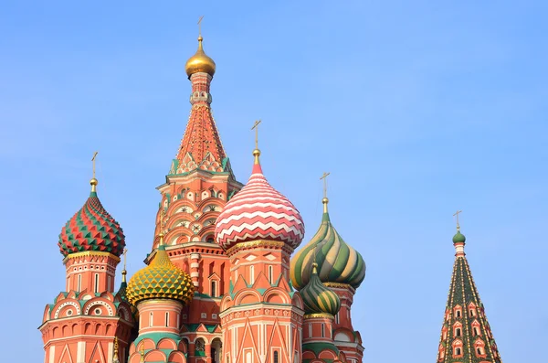 Moscou, Cathédrale Basilique sur la Place Rouge — Photo
