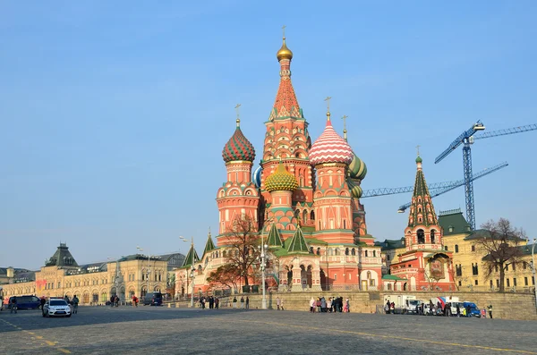 Moskwa, Basil's cathedral na placu czerwonym — Zdjęcie stockowe