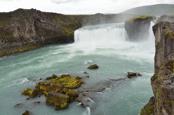 IJsland, waterval Godafoss, "de waterval van God" — Stockfoto