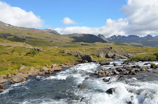 Mountains and rivers in Iceland — Stock Photo, Image