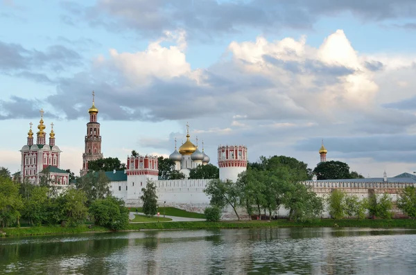 ノヴォデヴィチ女子修道院。モスクワ — ストック写真