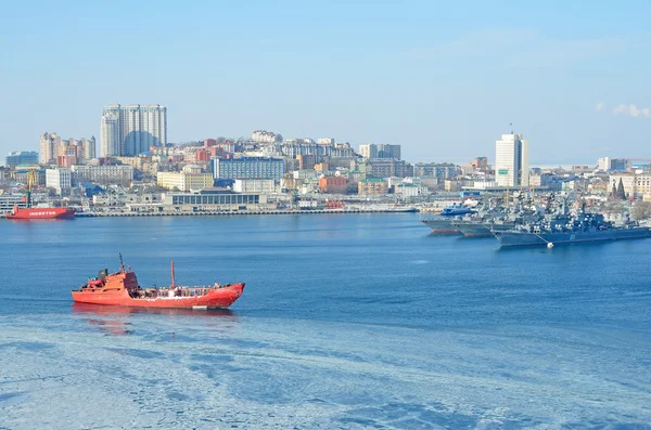 Vladivostok, Rusia, Januari, 09, 2015. Rusia adegan: tidak ada, kapal tanker Berezovneft di Jepang, laut di musim dingin — Stok Foto