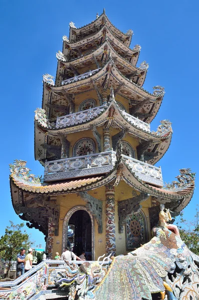 Пагода Линь Фук (Linh Phuoc) в Далате, Вьетнам — стоковое фото