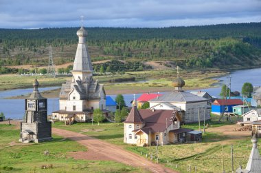 Varzuga, Rusya, Oblast Murmansk, Kola Yarımadasında Ortodoks ahşap cıvıltılar