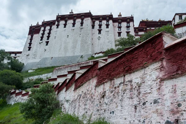 Lhasa Tibet Agosto 2018 Magnífico Palácio Potala Lhasa Lar Dalai — Fotografia de Stock