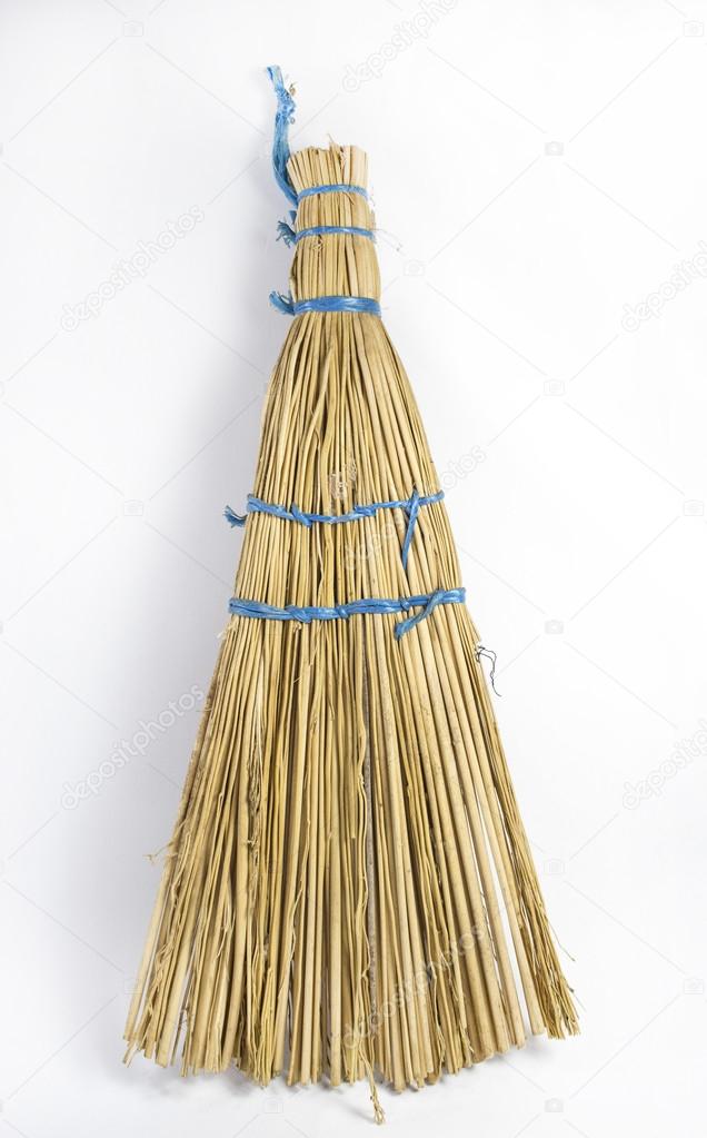 Household broom 